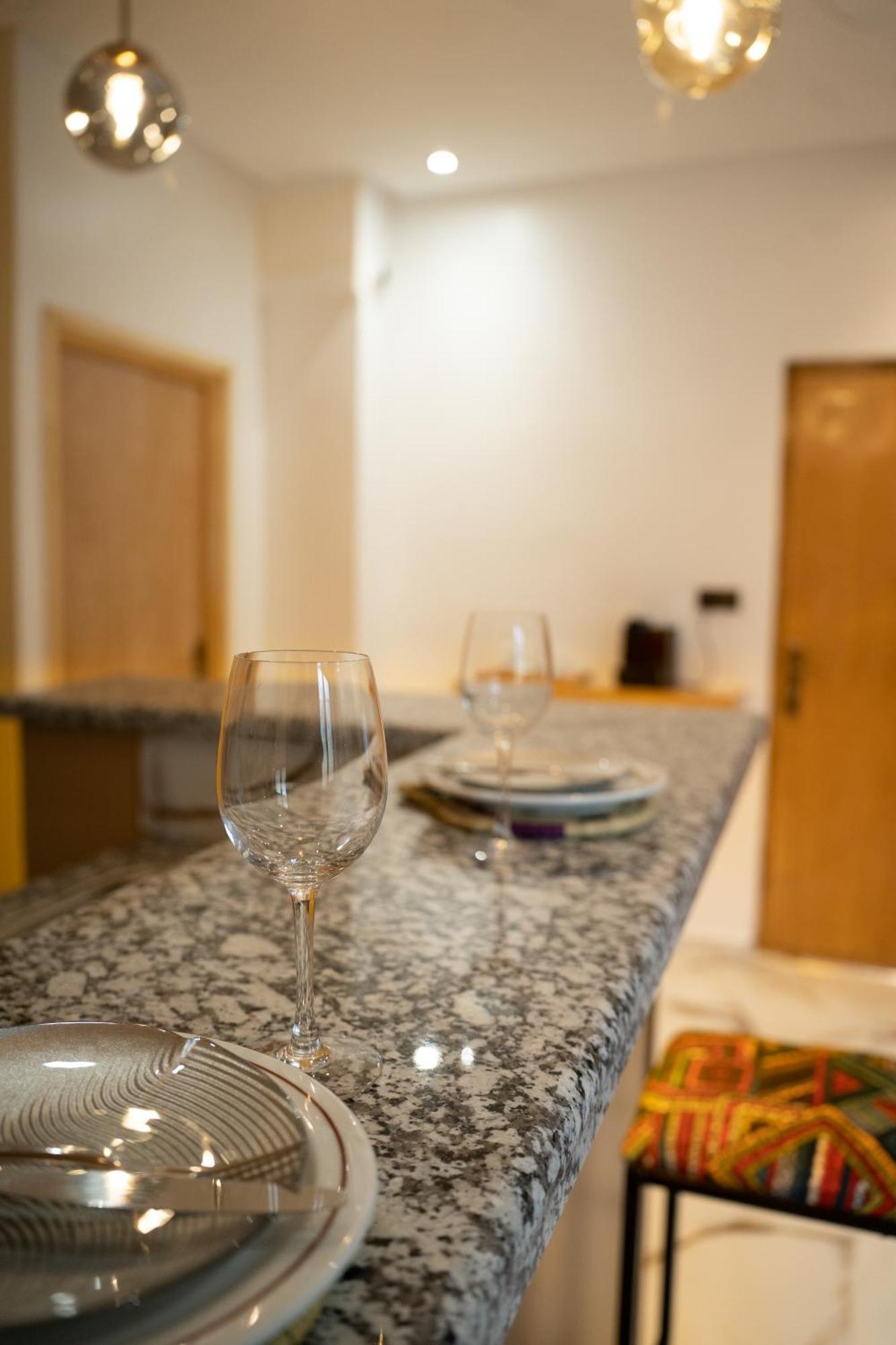אזרו La Terrassa Appartement Climatise מראה חיצוני תמונה